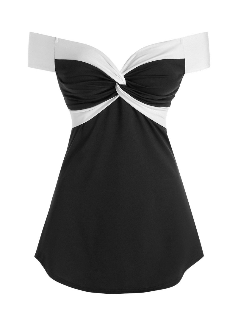 Twist Front Off The Shoulder Monochrome T-shirt